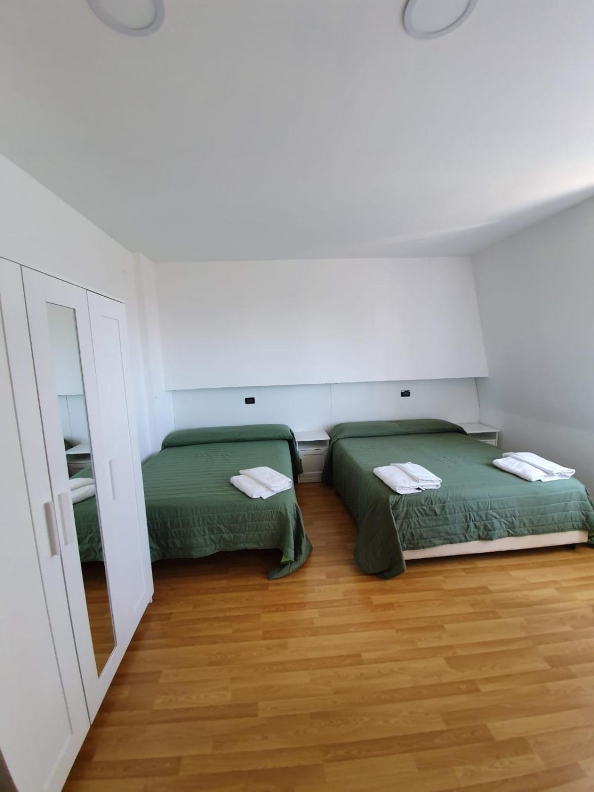 Camere Santa Rita San Giovanni Rotondo Oda fotoğraf